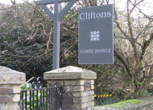 cliftons_sign2